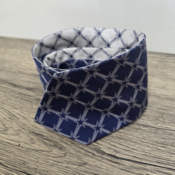 Dallas Cowboys Reversible‎ Tie 57" Long 3 3/4" Wide 100% Silk NFL Blue White - Picture 6 of 8